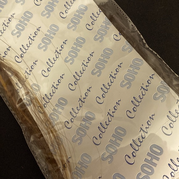 NIB Hair Extension - Picture 4 of 4